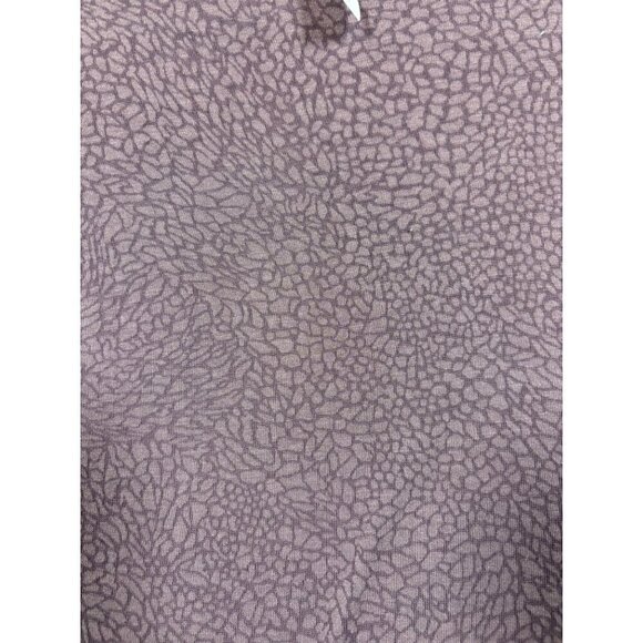 Lululemon Women's T-Shirt Size 4 Between Moments Semi-Sheer Athletic - Picture 3 of 4